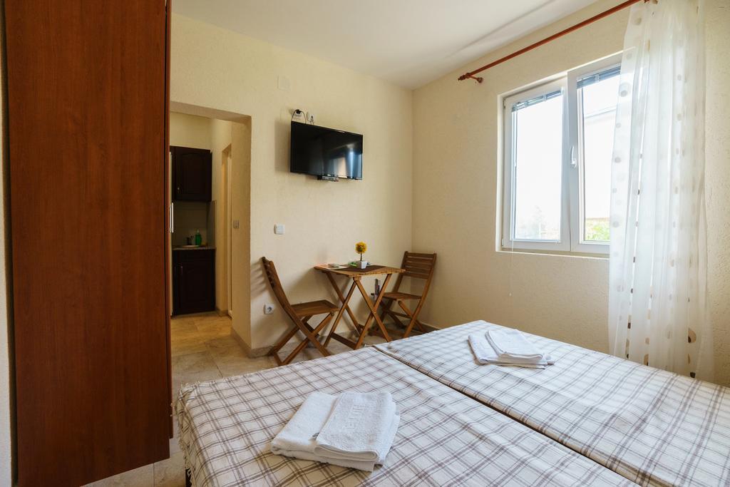 באר Apartments Lora מראה חיצוני תמונה