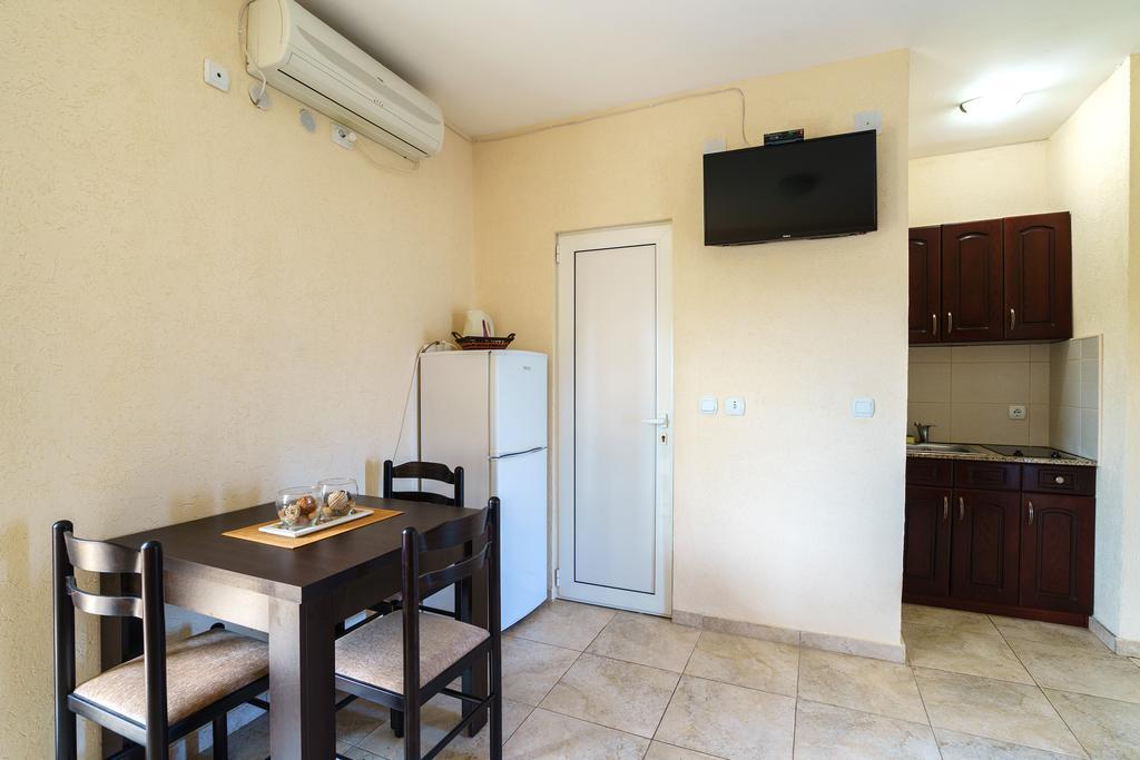 באר Apartments Lora מראה חיצוני תמונה