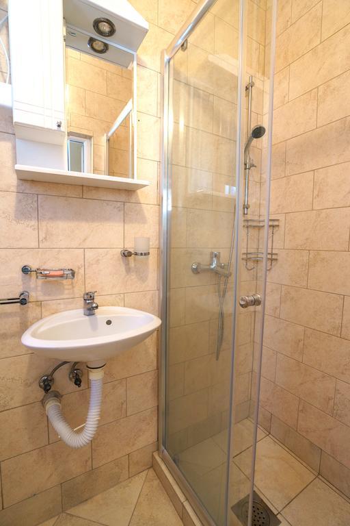 באר Apartments Lora מראה חיצוני תמונה
