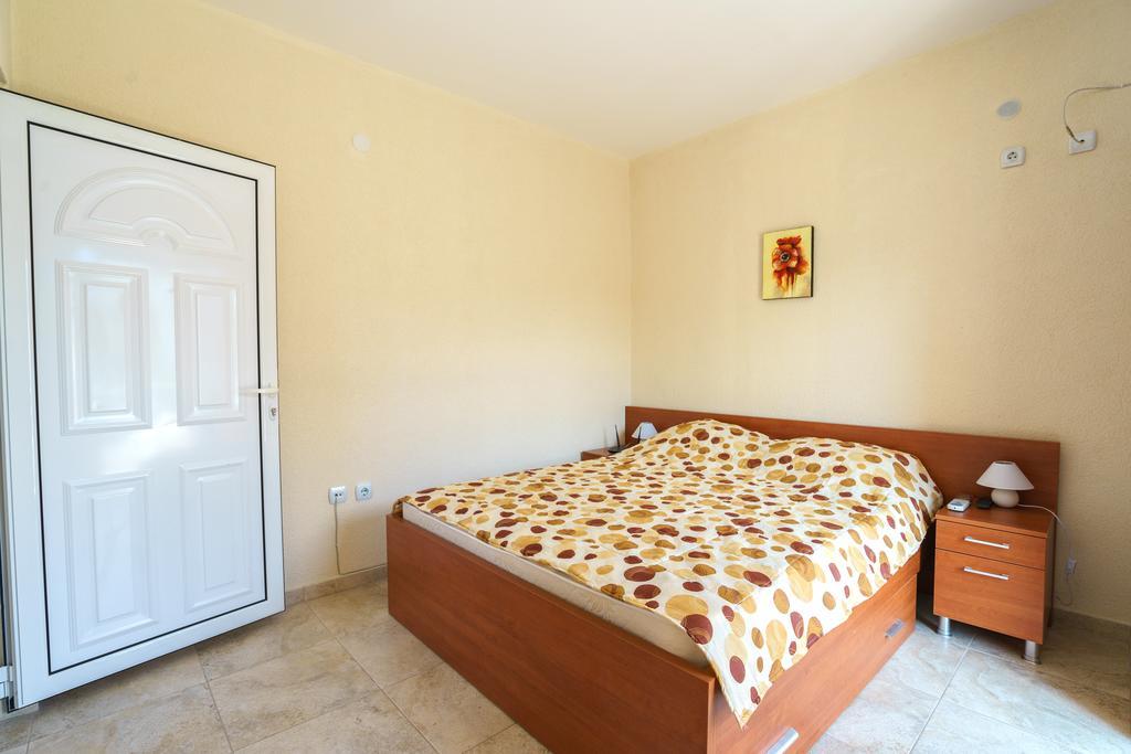 באר Apartments Lora מראה חיצוני תמונה