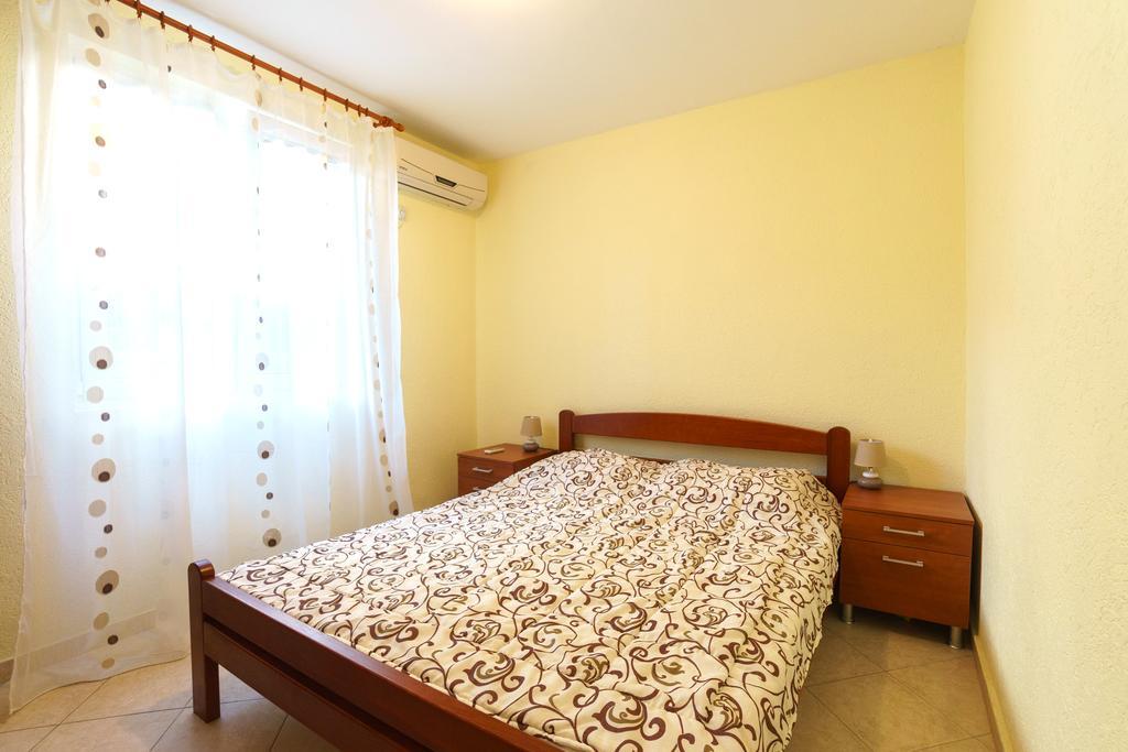 באר Apartments Lora מראה חיצוני תמונה