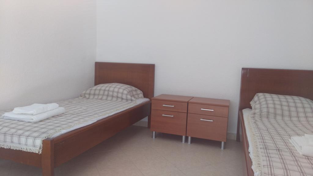 באר Apartments Lora מראה חיצוני תמונה