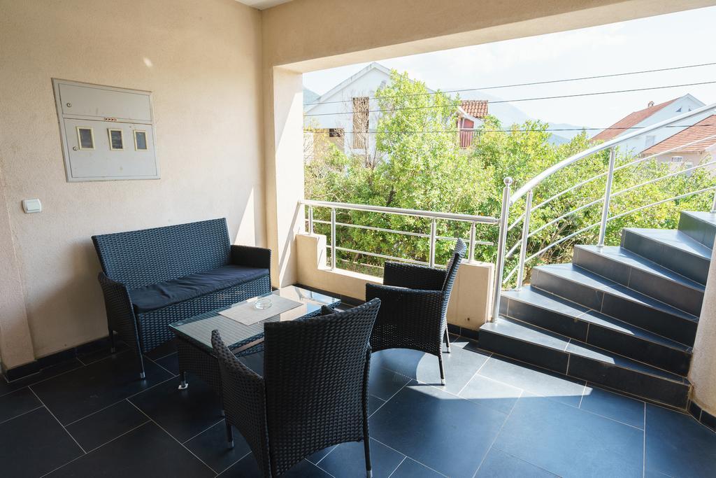באר Apartments Lora מראה חיצוני תמונה